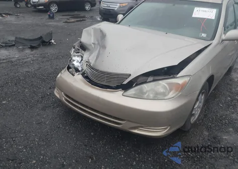 2003 Toyota Camry Le V6 from USA, damaged, VIN 4T1BF30K33U557973